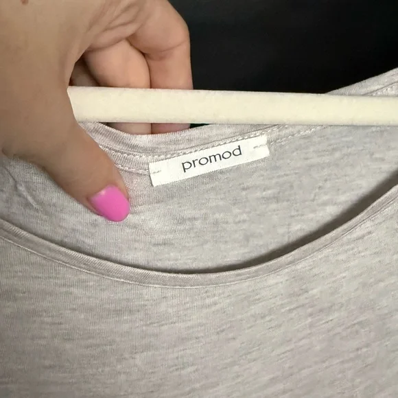 Promod Gray Long Sleeve Tee with Colorful Toucan Design - Picture 4 of 5